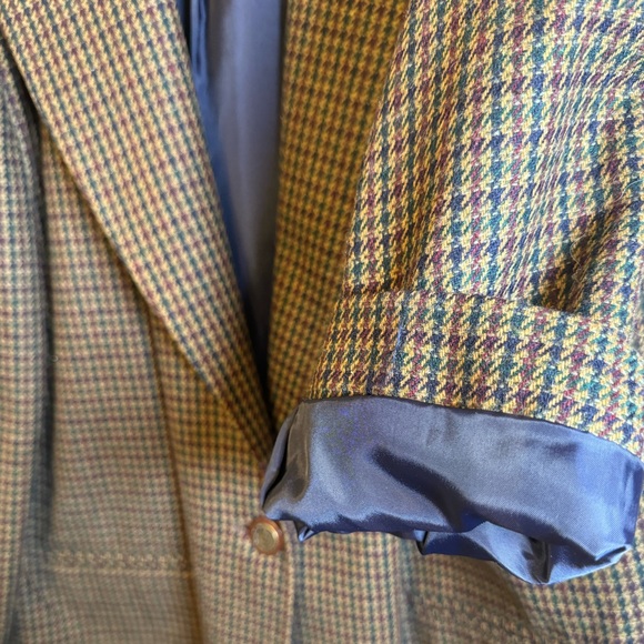 Beautiful Oversized Fall Blazer - Picture 3 of 8